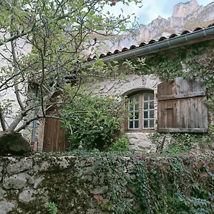  Hébergement de vacances La Maisonnette D'archiane